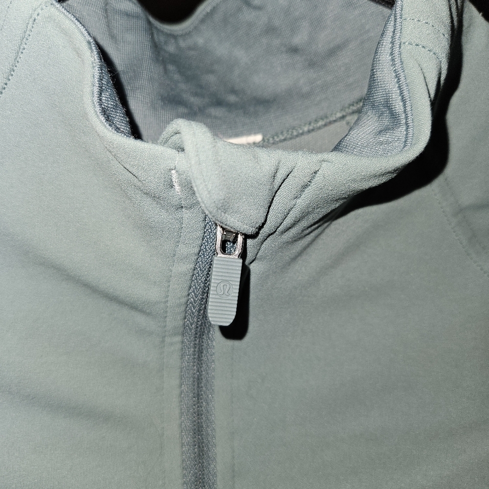 Lululemon Cropped Define Muted Sage Jacket